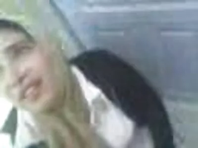 Nikki Sweet lanet önce güzel bir BJ ile üvey amatör sex video izle kardeşi ödüllendiriyor