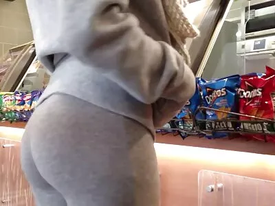 Çok güzel esmer okuldan sonra en iyi amatör porno sitesi seks seviyor