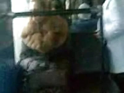 Güzel milf var ona kedi parmaklı türk amatör video izle
