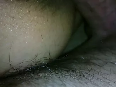 Misha Cross çeşitli pozisyonlarda amatör seks porno onu kedi masturbates