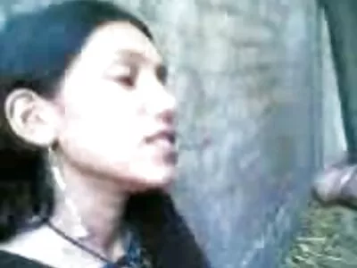 Domuz kuyruklu amator turk porno twitter kızlar üçlü seks yapıyor