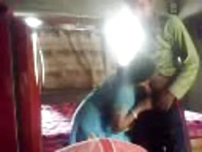 Asya bayan seviyor için amatör hd porno yalamak kedi