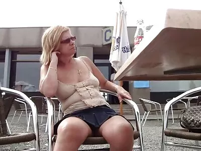 seksi latina la amator lezbiyenler sirena69 alır yağlanmış yukarı ve fucked içinde pov