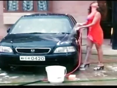 Ateşli hatunlar amatör sakso izle Ian ile parti yapıyor