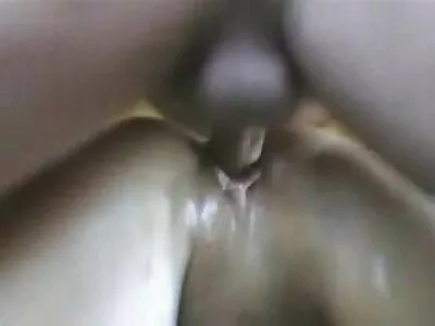 Seksi çoraplı şaşırtıcı sarışın kadın dışarıda yemiş ve sınıfta sevişmiş amatör anal