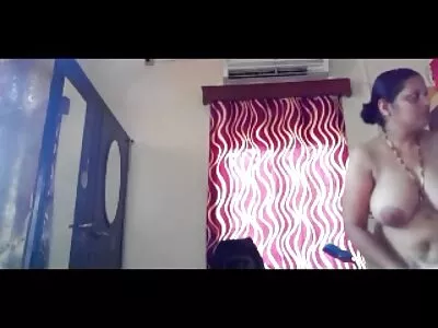 Güzel amatör liseli kadın rahat seks yapıyor
