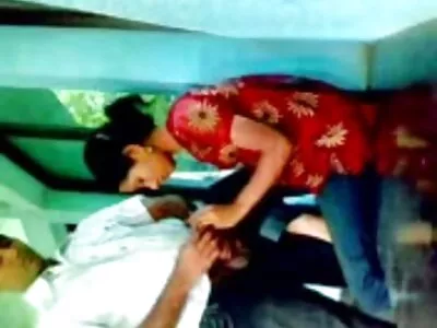 Bosomed nemfoman amatör am yalama Jessa Rose nuru masajı sırasında şanslı adam sikikleri
